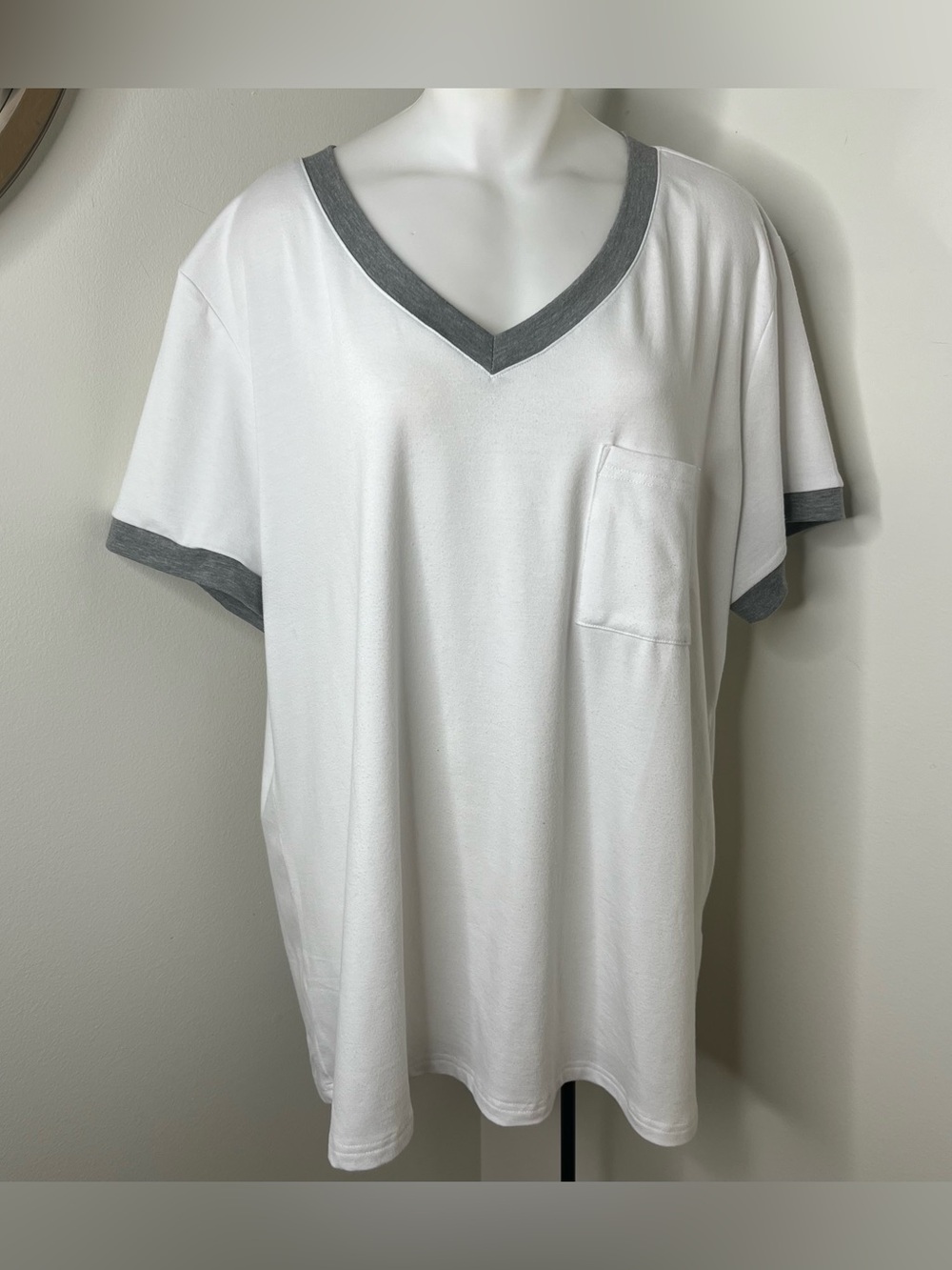 Plus Size White Vneck Tee with Pocket and Gray Trim XXL